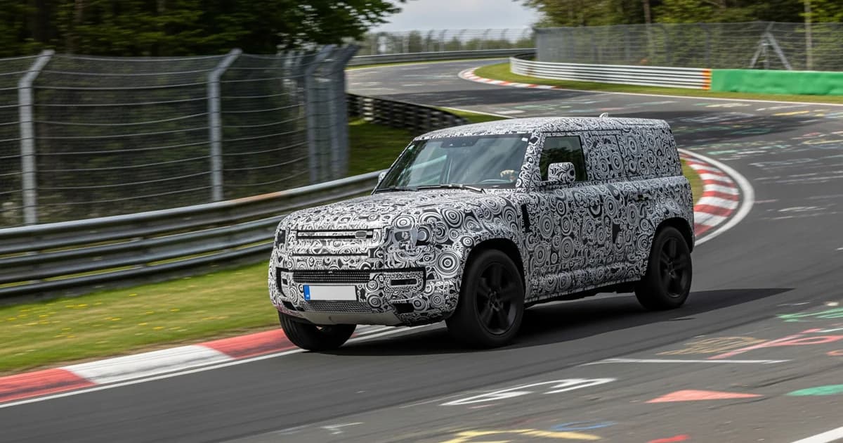 Nouveau Defender Ultime : L'Octa Détrôné au Nürburgring ?
